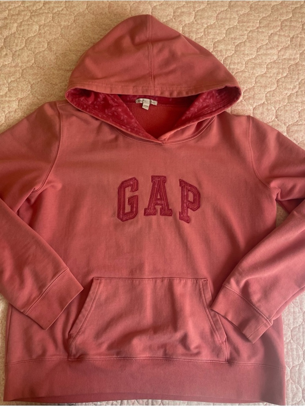 GAP Coral to Deep Pink Hooded Pullover M/L